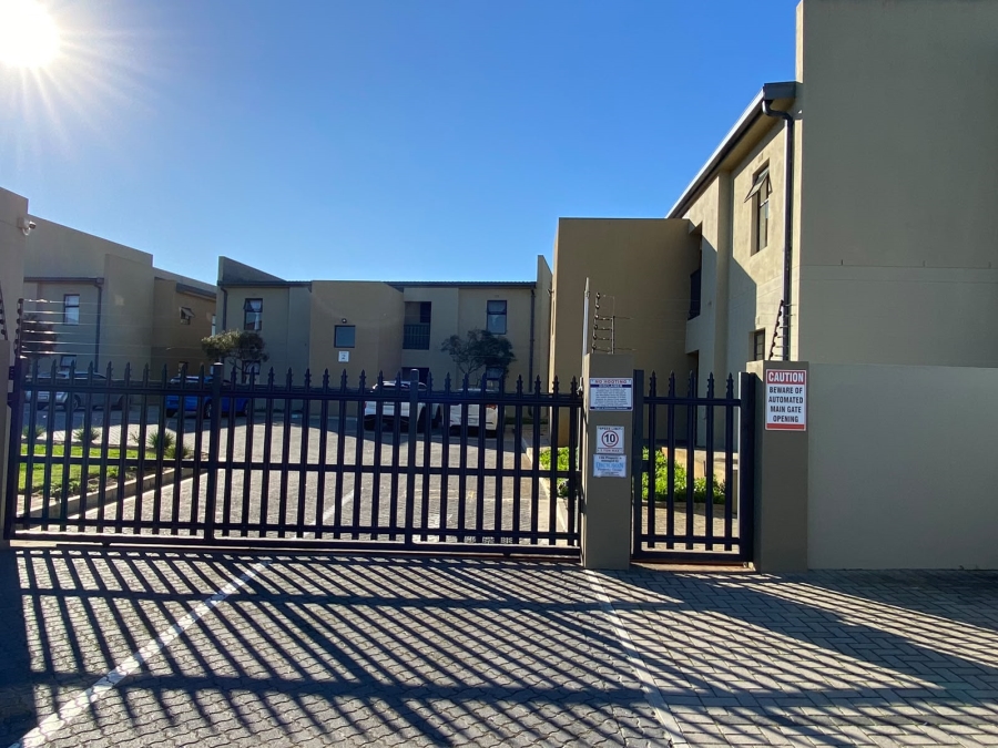 To Let 3 Bedroom Property for Rent in Parklands Western Cape